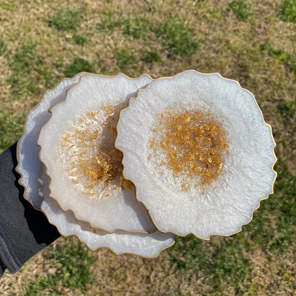 Large Geode Coaster Set of 4 - Picture 10 of 10